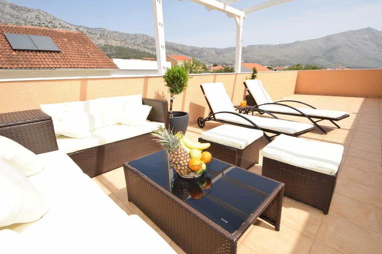 Luxury Penthouse With Jacuzzi In 오레비츠 외부 사진